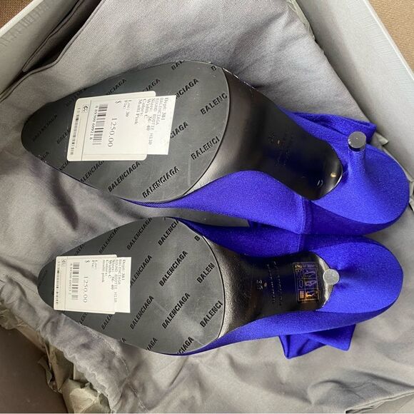 BALENCIAGA Womens Blue Stretch Comfort Round Toe Stiletto Booties - Picture 12 of 13